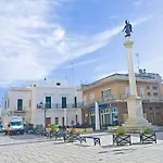 فندق مبيت وإفطار Adua Art 4*