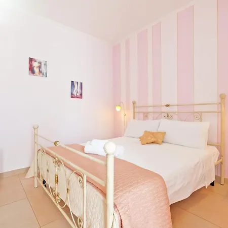Bed and Breakfast Adua Art