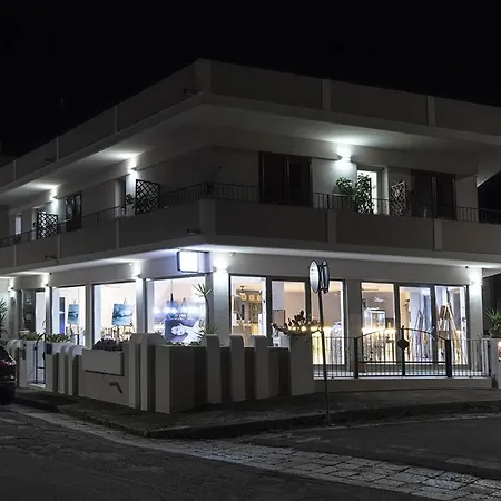 Adua Art Castrignano del Capo