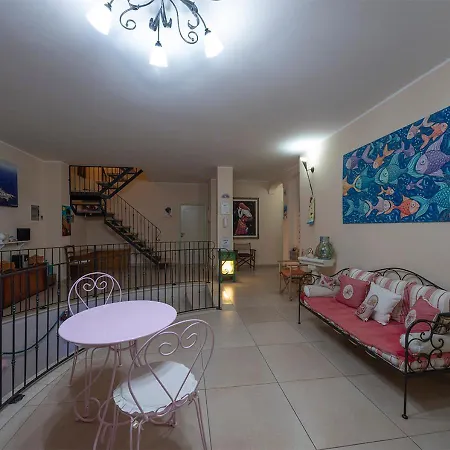 Adua Art Bed and Breakfast