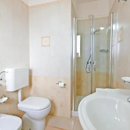 Adua Art Castrignano del Capo