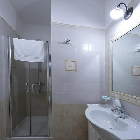 Adua Art Bed & Breakfast 4*