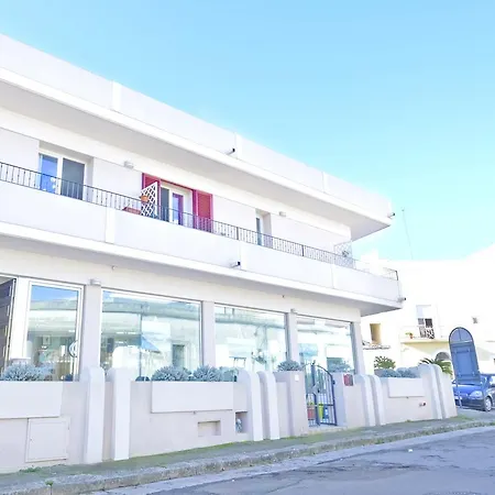 Adua Art Bed and Breakfast 4*
