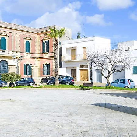 Adua Art Bed and Breakfast 4*