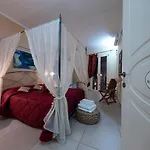 לינה וארוחת בוקר Adua Art קסטריניאנו דל קאפו