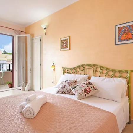 Adua Art B&B 카스트리냐노델카포